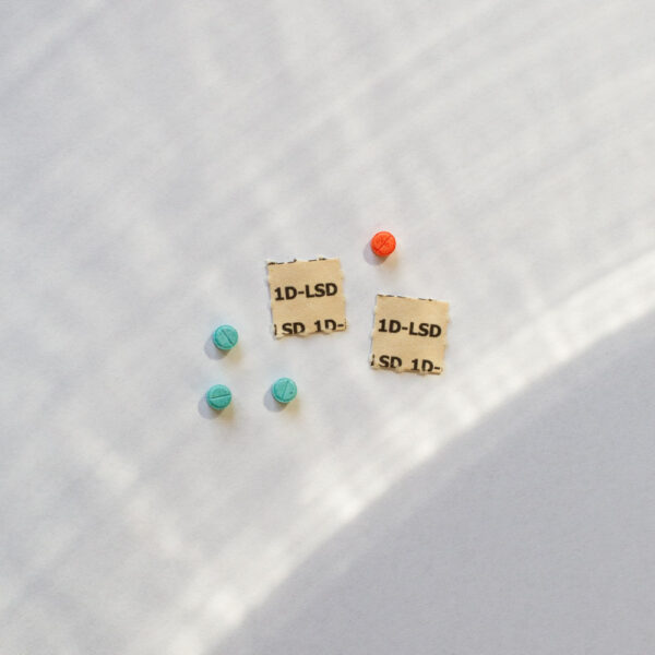 1T-LSD 10 µg Microdosing-Pellets 150 µg Macrodose-Blotter 225 µg Megadose-Pellets